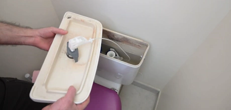 découvrez comment réaliser facilement l’ajustement de votre chasse d’eau pour économiser l’eau et améliorer les performances de vos toilettes grâce à nos conseils pratiques et astuces d'entretien.